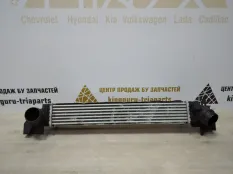 Радиатор интеркулера MINI cooper Countryman 2016-2020 17517617597 2 F60 ДО РЕСТАЙЛИНГ