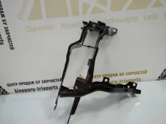 Кронштейн фары BMW X5 2019-2023 51647421709 G05, левый