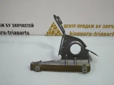 Кронштейн крыла BMW X3 2010-2014 41357267327 F25, передний левый