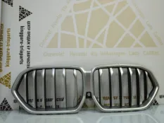 Решетка радиатора BMW X6 2019-2022 51138494884 G06
