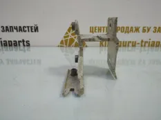 Кронштейн усилителя бампера BMW 3 2017 51647245795 F30 РЕСТАЙЛИНГ B48B20, передний левый