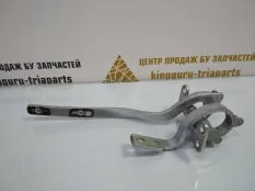 Петля крышки багажника Volkswagen Touareg 2002-2007 7L6827302C 1 7LA ДО РЕСТАЙЛИНГ, правая