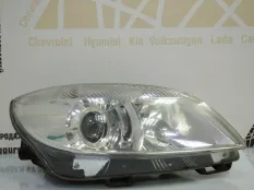 Фара галогеновая Skoda Fabia 2010-2014 5J1941018D 2 5J2 РЕСТАЙЛИНГ, правая
