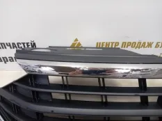 Решетка радиатора Volkswagen Polo 2020-2022 6N5853653 6 CK4