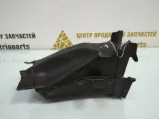 Воздуховод охлаждения тормозов BMW 7 2015-2018 51747359791 G11 ДО РЕСТАЙЛИНГ, передний левый