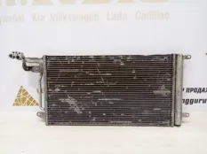 Радиатор кондиционера Volkswagen Polo 2009-2015 6R0820411H 5 612 ДО РЕСТАЙЛИНГ
