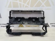 Дефлектор радиатора BMW 3 2018-2022 51747455961 G20 M-PACK