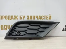 Решетка бампера Volkswagen Tiguan 2016-2020 5NA853666A 2 AD1 ДО РЕСТАЙЛИНГ, передняя правая