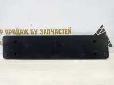 Подиум номерного знака BMW 7 2015-2018 51117438944 G11 ДО РЕСТАЙЛИНГ