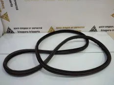 Уплотнитель двери BMW X5 2013-2018 51727289608 F15, передний