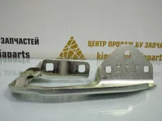Петля капота Renault Duster 2020-2022 654019784R 2 HJD, левая