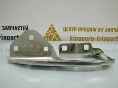 Петля капота Renault Duster 2020-2022 654006928R 2 HJD, правая