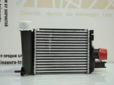 Радиатор интеркулера Renault Duster 2020-2022 144967634R 2 HJD