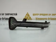 Повторитель поворота в зеркало BMW 4 2020-2022 63137498159 G22, левый