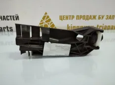 Кронштейн жалюзей воздуховода BMW X5 2019-2023 K11596 G05, правый