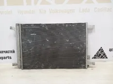 Радиатор кондиционера Skoda Octavia 2013-2017 5Q0816411AL A7 5E3 ДО РЕСТАЙЛИНГ