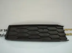 Решетка бампера Skoda Rapid 2020-2022 60U807682A 2 NK6, правая