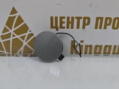 Заглушка буксировочного крюка Volkswagen Golf 2012-2017 5G0807241 7 5G1 ДО РЕСТАЙЛИНГ, передняя