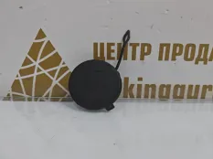 Заглушка буксировочного крюка Volkswagen Touareg 2010-2014 7P6807449 2 7P5 ДО РЕСТАЙЛИНГ, задняя
