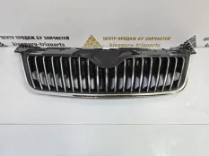 Решетка радиатора Skoda Fabia 2010-2014 6916052 2 5J2 РЕСТАЙЛИНГ