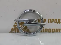 Эмблема багажника Opel Astra 2009-2012 13347246 J P10 5D ДО РЕСТАЙЛИНГ