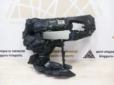 Кронштейн противотуманной фары BMW X7 2019-2022 51118069891 G07 M-PACK, левый