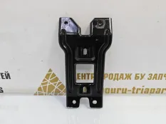 Кронштейн передней панели Volkswagen Polo 2020-2022 60U805567 6 CK4