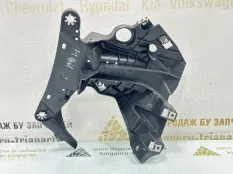 Кронштейн крыла BMW X5 2013-2018 51657294543 F15, передний левый