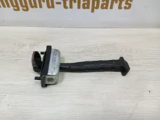 Ограничитель двери BMW X3 2010 51217205572 F25 2.0 N47D20, передний левый