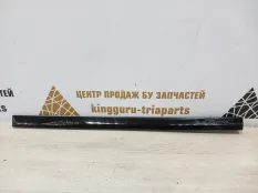Молдинг двери BMW X7 2019-2022 51137428710 G07, задний правый