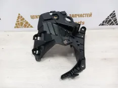 Кронштейн крыла BMW X5 2013-2018 51647294543 F15, передний левый