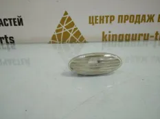 Повторитель поворота в крыло Nissan Qashqai 2010-2013 1 J10E РЕСТАЙЛИНГ