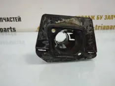 Кронштейн форсунки омывателя BMW X6 2014-2018 51118056558 F16 M-PACK, правый