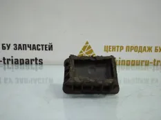 Поддомкратник BMW X1 2018 51717123311 F48 ДО РЕСТАЙЛИНГ B47C20B ДИЗЕЛЬ