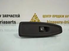 Кнопка стеклоподъемника BMW X1 2018 61319208107 F48 ДО РЕСТАЙЛИНГ B47C20B ДИЗЕЛЬ, передняя правая