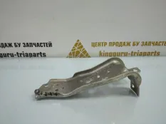 Кронштейн передней панели BMW X1 2015-2019 51117301585 F48, левый