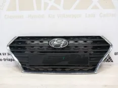 Решетка радиатора Hyundai Solaris 2017-2020 86351H5000 2 HCR ДО РЕСТАЙЛИНГ