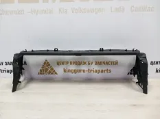 Дефлектор радиатора верхний BMW 5 2017-2019 51747383845 G30 ДО РЕСТАЙЛИНГ