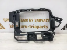 Кронштейн бампера Volkswagen Touareg 2014-2018 7P6807394A 2 7P5 РЕСТАЙЛИНГ, задний правый
