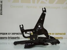 Петля капота BMW X5 2013-2018 41007381781 F15, левая