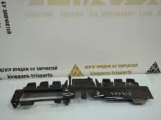 Дефлектор радиатора верхний Skoda Karoq 2017-2021 57A121285C 1 NU7 ДО РЕСТАЙЛИНГ