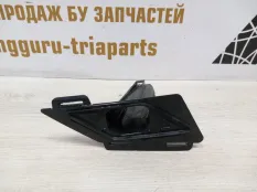 Кронштейн форсунки омывателя Skoda Kodiaq 2016-2022 565807942 1 NS7 ДО РЕСТАЙЛИНГ, правый