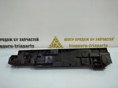 Кронштейн радиатора BMW 3 2011 17107524914 E90 РЕСТАЙЛИНГ 1.8 N47N20, правый