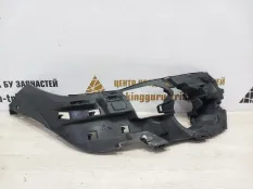 Кронштейн противотуманной фары BMW X5 2013-2018 51118054018 F15 M-PACK, передний правый