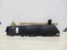 Дефлектор радиатора BMW X5 2013-2018 51747343798 F15, левый