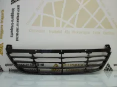 Решетка бампера нижняя Hyundai IX35 2013-2015 865612Y000 LM РЕСТАЙЛИНГ, передняя