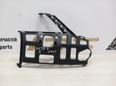 Кронштейн бампера Skoda Octavia 2017-2020 5E0807056F A7 5E3 РЕСТАЙЛИНГ, передний правый