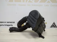 Корпус воздушного фильтра Skoda Fabia 2013 6R0129607C 2 5J2 РЕСТАЙЛИНГ (CBZD) CBZDD04150