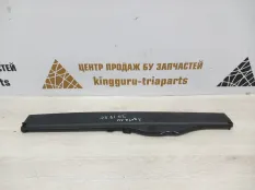 Крышка воздуховод Skoda Octavia 2017-2020 5Q0129954 A7 5E3 РЕСТАЙЛИНГ