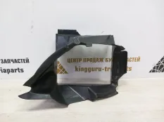 Дефлектор радиатора Volkswagen Touareg 2014-2018 7P6117336A 2 7P5 РЕСТАЙЛИНГ, передний правый